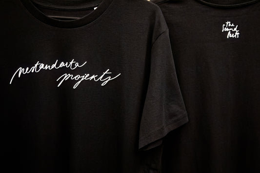 T krekls "Nestandarta projekts" – melns
